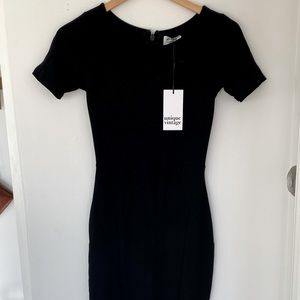 Unique Vintage Short Sleeve Stretch Mod Wiggle Dress